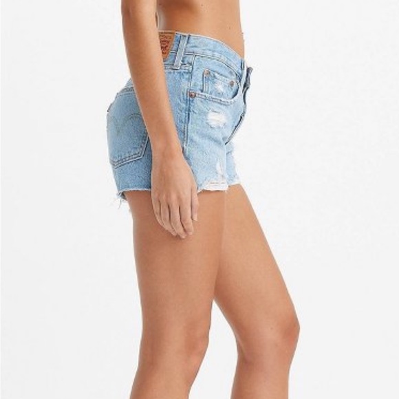 Levi's 501° Original Fit High-Rise
Women's Jean Shorts - Picture 2 of 9